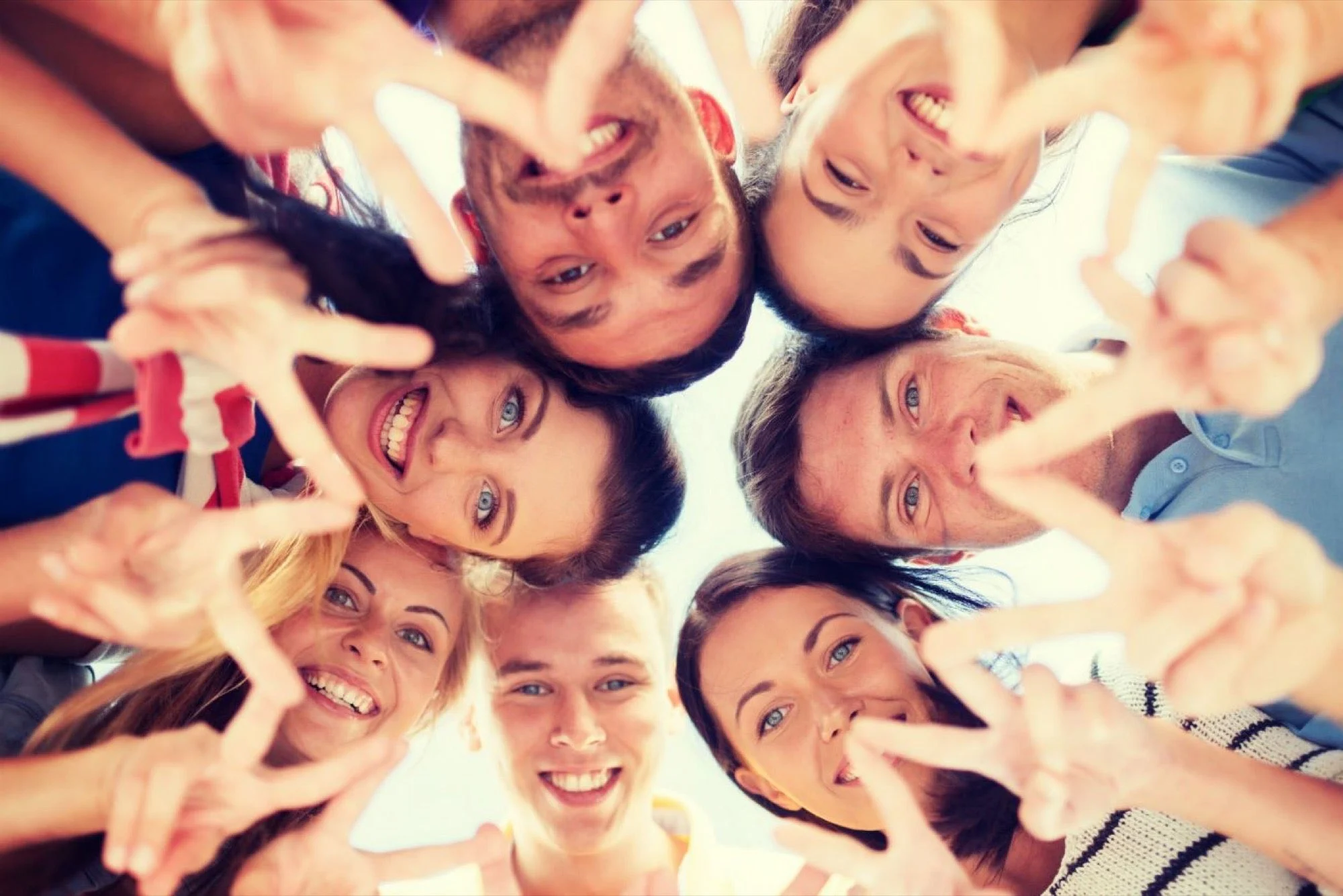 personas felices
